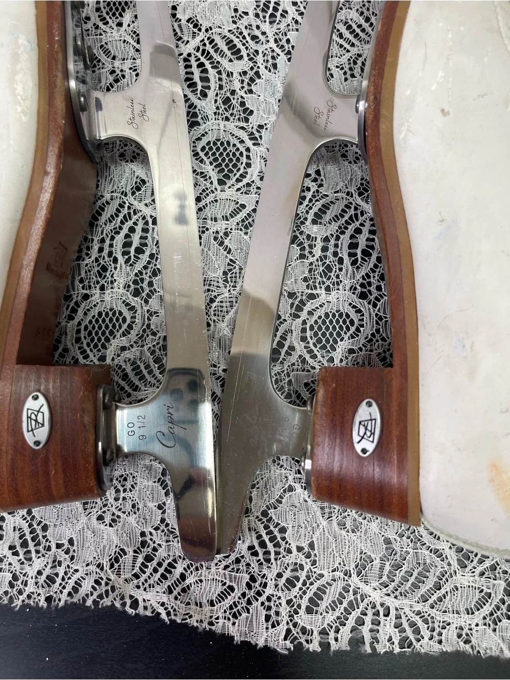 Riedell 223 Stride White Figure Skates Size 4.5 M Wilson Excel Blades US Made